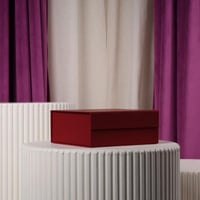 علب تركيب صغير احمر