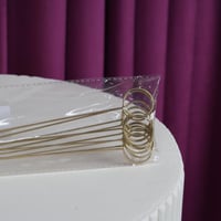 حامل كروت ذهبي شكل دائرة كبير (ربطة)