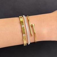 ‏تشكيلة اساور ماستر ذهبي