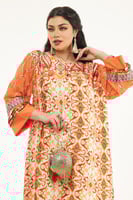 جلابية منقوشة