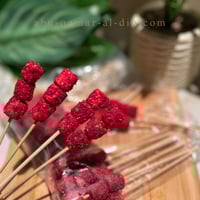 مارشميلو حامض حلو بالدقة