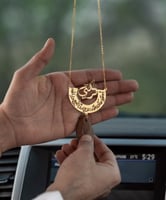 تعليقة سيارة نصف دائرة