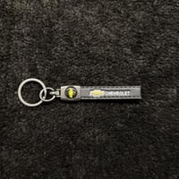 ميداليه بشعار شفروليه جلد