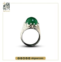 خاتم بحجر الجاد الأخضر الطبيعي