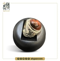 خاتم فضة متوج بحجر من الجاسبر الاحمر اللاقط للمغنا...