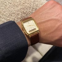 كاسيو ڤنتج ذهبي جلد