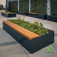 جلسة خارجية كبيرة فيبر 2.5م مع خشب سويدي وحوض زرع...