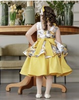 فستان الورد الأصفر