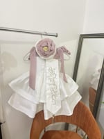 فستان اسود متوفر بعدة الوان مع وشاح تطريز