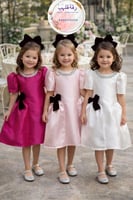 فستان ناعم وفخم مزين بالكريستال حول الرقبة مع فيون...