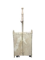 'ربابه جلد طبيعي شعر بلاستيك