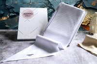 شماغ أزارو أبيض