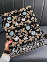 شال نسائي مطرز بأسلوب بوهيمي