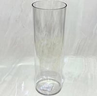 فازة زجاجية شفافة