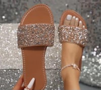 صندل نسائي أنيق