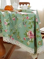 مفرش طاولة برسومات الورود