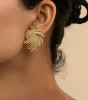 حلق نسائي ذهبي مطفي