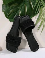 صندل نسائي مزين بالؤلؤ + صندل مجانًا