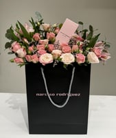 عطر الشعر فور هير للنساء من نارسيسو رودريغزمع ورد