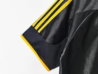 تيشيرت ريال مدريد كلاسيك