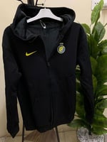 جاكيت اسود النصر