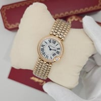 ساعة كارتير النسائية ذهبي