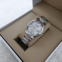 ساعة بربري النسائية