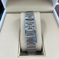 ساعة اقنر النسائية