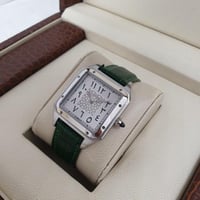 ساعة كارتير عربي جلد اخضر