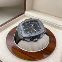 ساعة هوبلت كرونوغراف.