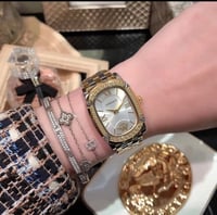 ساعة فيرزاتشي النسائية