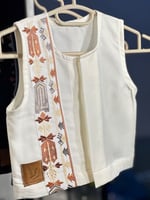 صديرية مخيط (بيضاء) A14