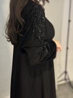 عبايه بالشك والفرو الاسود 101