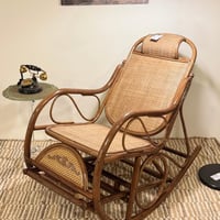 كرسي هزاز – بامبو طبيعي مع مساج للقدم