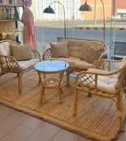 طقم قبرص فاتح خيزران طبيعي لــ 4 أشخاص