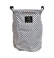 سلة غسيل أبيض مخطط اسود