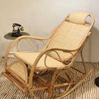 كرسي هزاز – بامبو طبيعي مع مساج للقدم