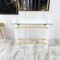 كنسول استيل اكرليك