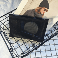 منظمة مخرمة شفافة