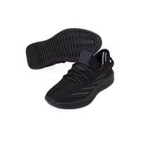 حذاء رياضي من TASOOMA