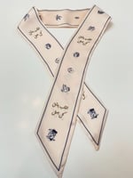 القلب يعشق كل جميل -سكارف نحيف