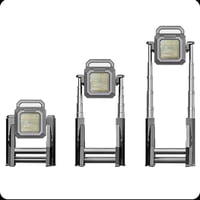 اضاءة وكشاف الرحلات تعمل بالشحن