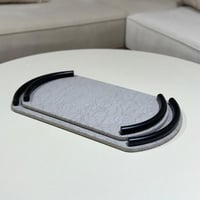 صينية تقديم بطبقة جلد