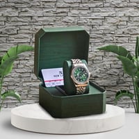 ساعة نيو لاتينا شعار المملكة رجالي ( فصوص )