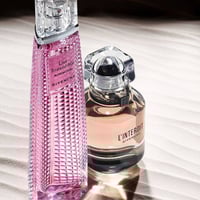 عطر جيفنشي فيري إريزيستبل لايف روزي كراش أو دو بار...