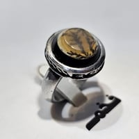 خاتم ملكي مطلي فضه حجر عقيق مقاس الخاتم 8.5 امريكي