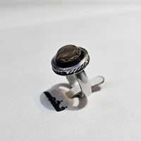 خاتم ملكي مطلي فضه حجر عقيق مقاس الخاتم 8.5 امريكي