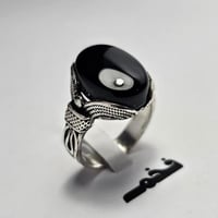 خاتم مميز مطلي فضه تصميم نجراني حجر عقيق اسود يمني...