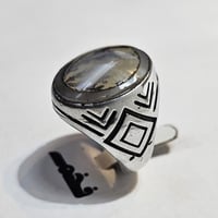 خاتم مطلي فضه حجر عقيق مقاس الخاتم 10.5 امريكي