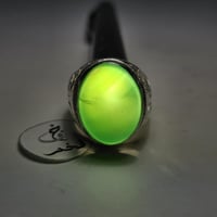 خاتم فضه فخم حجر عقيق اخضر تفاحي يمني طبيعي نادر